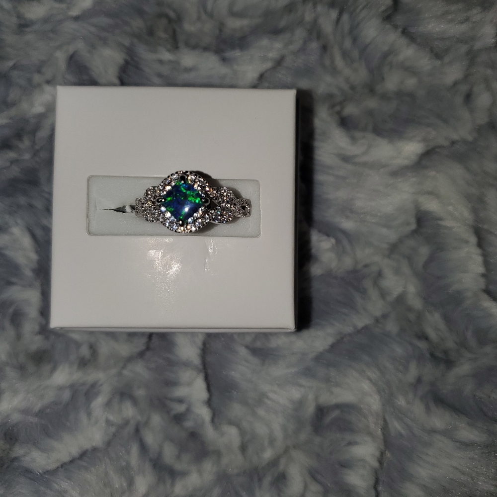 Ladies ring - Picture 2 of 10